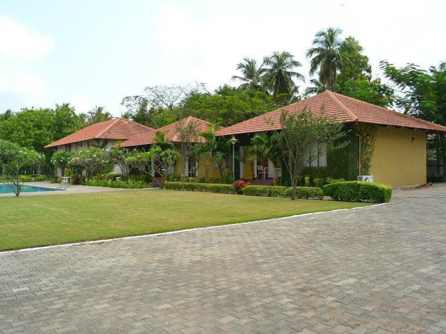 Hotel Riverside Resort And Spa Kumbakonam Exteriér fotografie